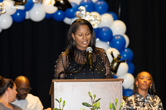 086_VDM23Grad