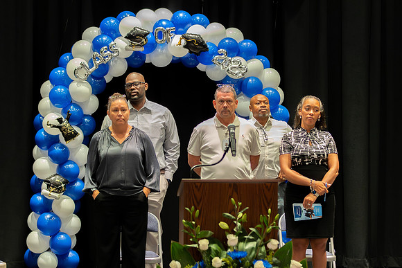 076_VDM23Grad