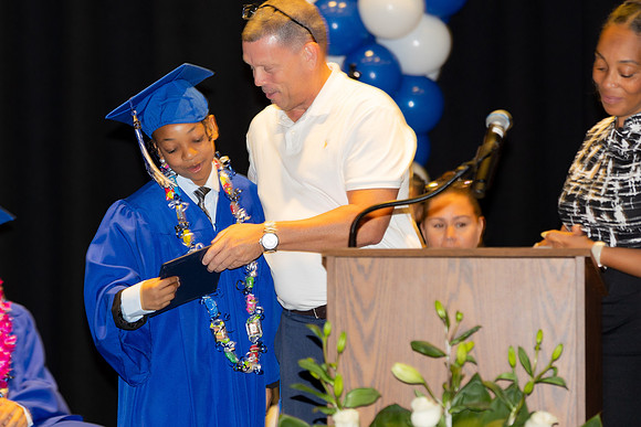 114_VDM23Grad