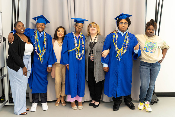 021_VDM23Grad
