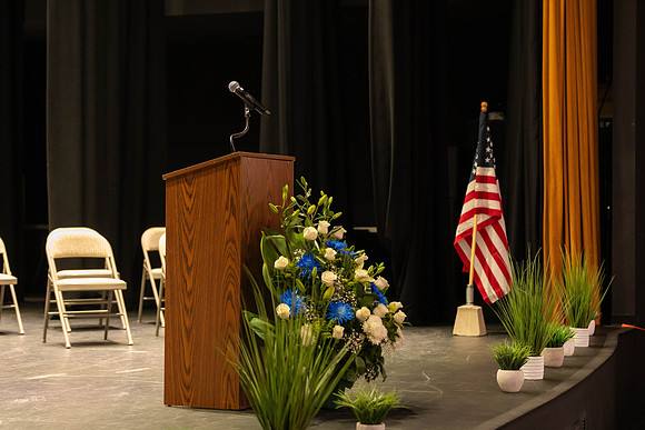 073_VDM23Grad