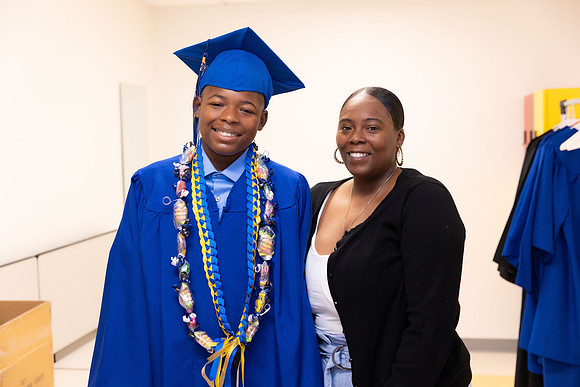 019_VDM23Grad