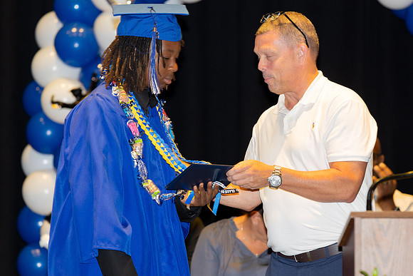 115_VDM23Grad