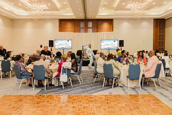 054_Luncheon_071225