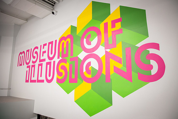039_MuseumofIllusions_111119