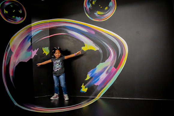 053_MuseumofIllusions_111119