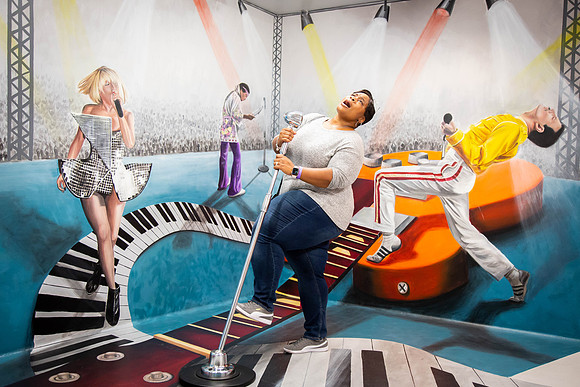 061_MuseumofIllusions_111119