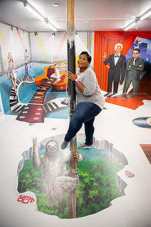 064_MuseumofIllusions_111119
