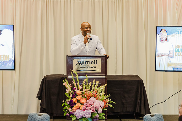 033_Luncheon_071225
