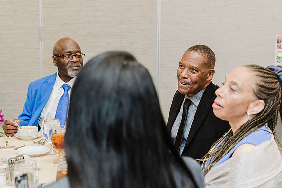 057_Luncheon_071225